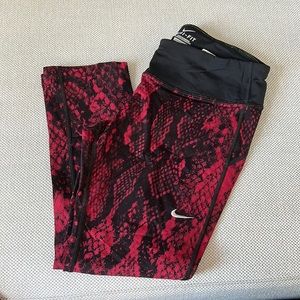 NIKE MID LENGTH DRI FIT LEGGINGS